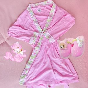 vintage pink polka dot robe 🎀